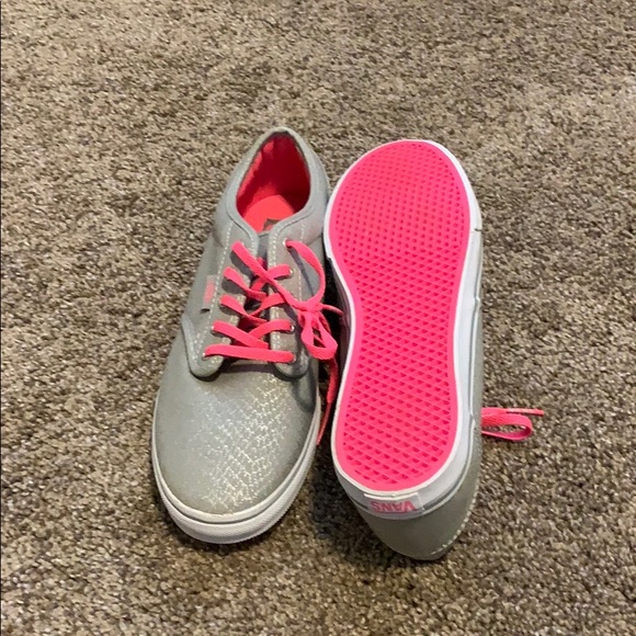Sliver and pink Vans - Picture 2 of 3
